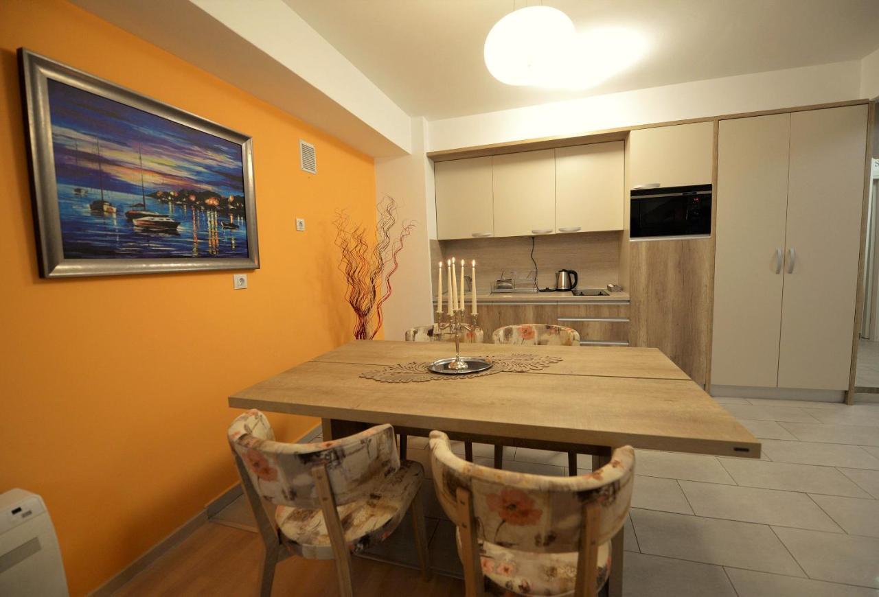 Appartement Diva Capitol Luxury à Skopje Extérieur photo