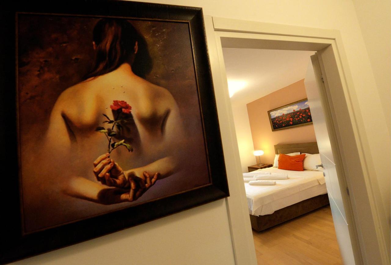Appartement Diva Capitol Luxury à Skopje Extérieur photo